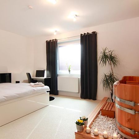 Hotel JBI Wellness Kolín Zimmer foto