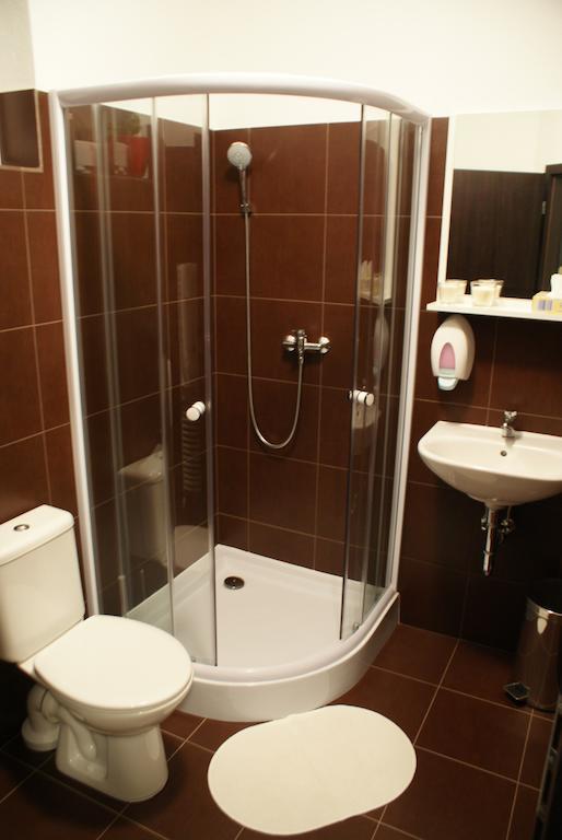 Hotel JBI Wellness Kolín Zimmer foto