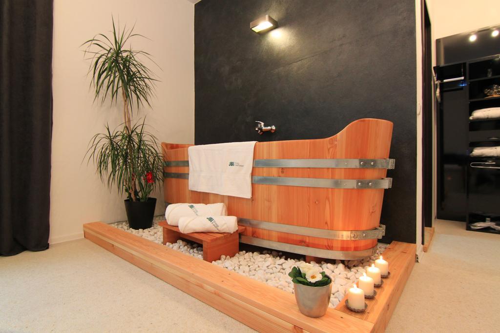 Hotel JBI Wellness Kolín Zimmer foto