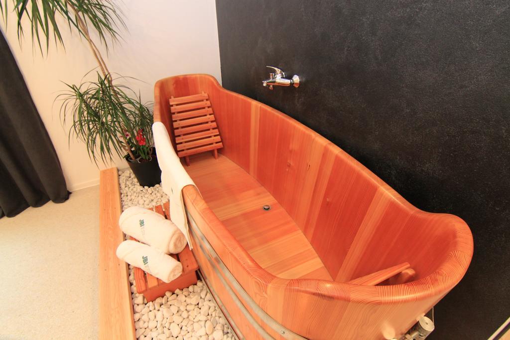 Hotel JBI Wellness Kolín Zimmer foto